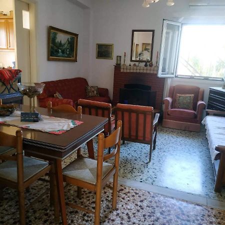 Vila Vacation House Dionysia Aígio Exteriér fotografie