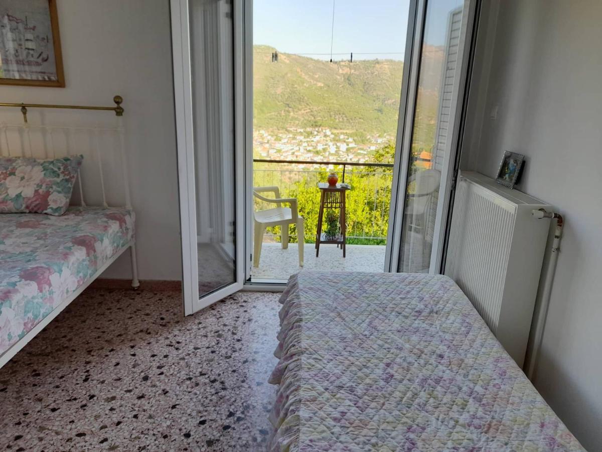 Vila Vacation House Dionysia Aígio Exteriér fotografie